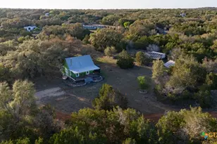 900 Summit Pass, San Marcos, TX 78666 - Photo 31