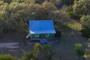 900 Summit Pass, San Marcos, TX 78666 - Photo 35