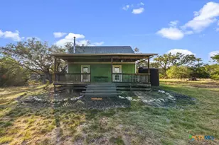 900 Summit Pass, San Marcos, TX 78666 - Photo 3