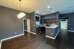 210 Yellowstone Dr, Victoria, TX 77904 - Photo 5