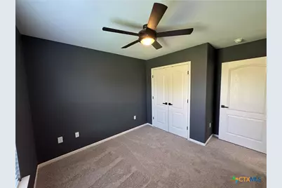 210 Yellowstone Drive, Victoria, TX 77904 - Photo 9