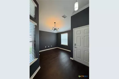 210 Yellowstone Drive, Victoria, TX 77904 - Photo 3