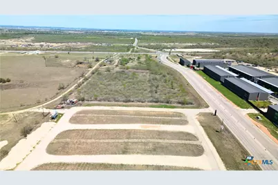 7710 Elroy Road, Del Valle, TX 78617 - Photo 3