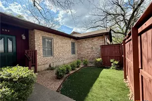 101 Blanco, San Marcos, TX 78666 - Photo 3