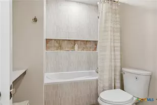 118 Santa Fe, Victoria, TX 77904 - Photo 31