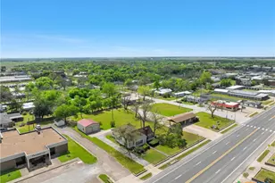 708 E Texas Ave, Mart, TX 76664 - Photo 33