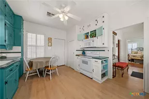 708 E Texas Ave, Mart, TX 76664 - Photo 11