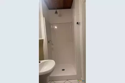 724 N Beal Street, Belton, TX 76513 - Photo 11