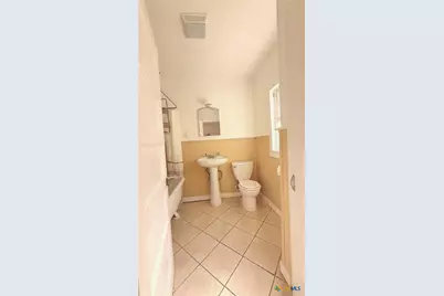 724 N Beal Street, Belton, TX 76513 - Photo 5