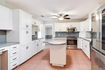 18 Morgans Point Boulevard, Belton, TX 76513 - Photo 9