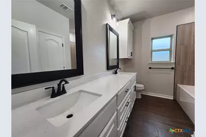 712 Golden Eagle Drive, Salado, TX 76571 - Photo 7