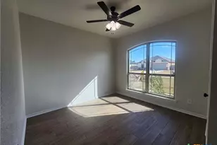 700 Golden Eagle Dr, Salado, TX 76571 - Photo 9