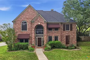 440 Oak Trce, New Braunfels, TX 78132 - Photo 1