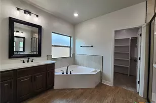 806 Eagle Hts Dr, Salado, TX 76571 - Photo 45