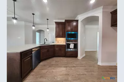 806 Eagle Heights Drive, Salado, TX 76571 - Photo 13