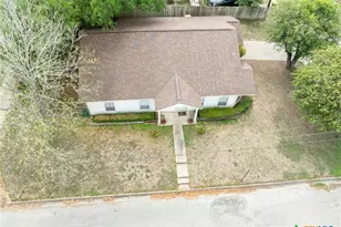 806 St Michael St, Gonzales, TX 78629 - Photo 29