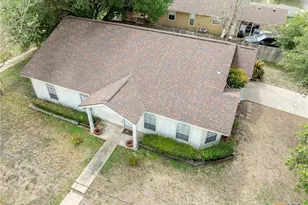 806 St Michael St, Gonzales, TX 78629 - Photo 31