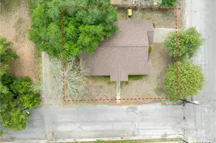 806 St Michael St, Gonzales, TX 78629 - Photo 27