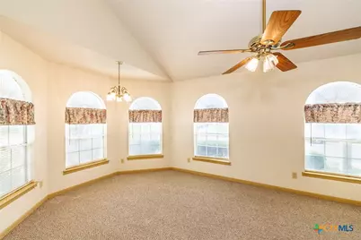 806 Saint Michael Street, Gonzales, TX 78629 - Photo 3