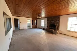 899 & 917 County Road 4810, Copperas Cove, TX 76522 - Photo 9