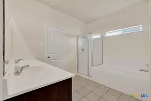 1355 Fall Cover, New Braunfels, TX 78130 - Photo 15