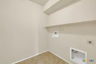 1512 Doncaster Dr, Seguin, TX 78155 - Photo 15