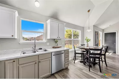 2207 Stoneham, Temple, TX 76504 - Photo 11