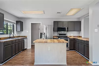 1082 Stone Hollow, New Braunfels, TX 78130 - Photo 11