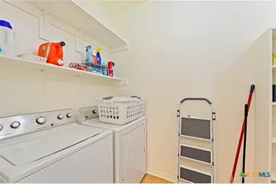 1624 Bayland Street, Round Rock, TX 78664 - Photo 35