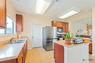 1624 Bayland St, Round Rock, TX 78664 - Photo 13