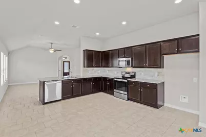 5642 Meadow Sky, New Braunfels, TX 78132 - Photo 7