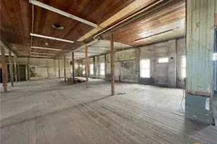 1308 N Bowie St, Seguin, TX 78155 - Photo 7