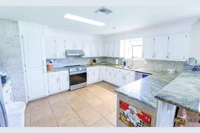 280 Hebron Church Road, Yoakum, TX 77995 - Photo 11