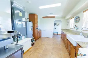 280 Hebron Church Rd, Yoakum, TX 77995 - Photo 33