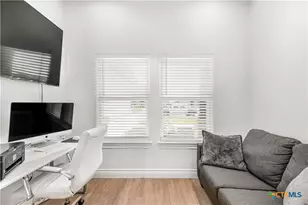 504 Townhall Ln, Victoria, TX 77904 - Photo 25