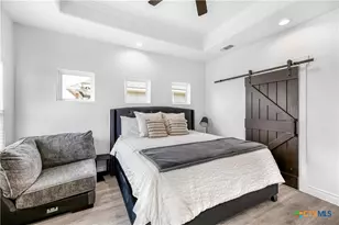 504 Townhall Ln, Victoria, TX 77904 - Photo 31