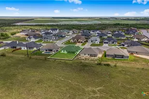 504 Townhall Ln, Victoria, TX 77904 - Photo 45