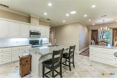 1305 Daisy Lane, Temple, TX 76502 - Photo 9