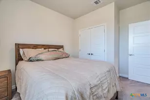 712 Coyote Crk Wy, Kyle, TX 78640 - Photo 23