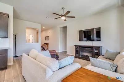 712 Coyote Creek Way, Kyle, TX 78640 - Photo 11