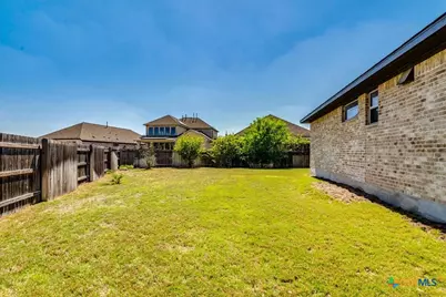 712 Coyote Creek Way, Kyle, TX 78640 - Photo 31
