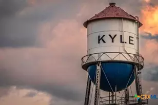 712 Coyote Crk Wy, Kyle, TX 78640 - Photo 37