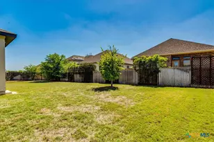 712 Coyote Crk Wy, Kyle, TX 78640 - Photo 7