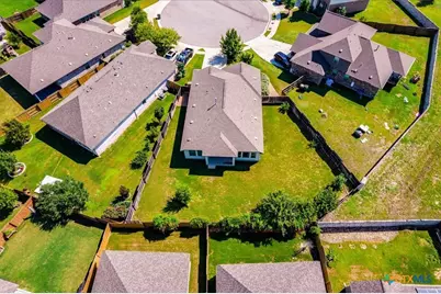 712 Coyote Creek Way, Kyle, TX 78640 - Photo 45