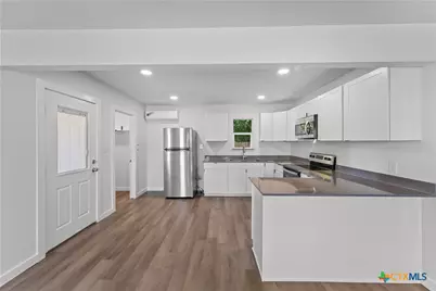 112 Linda Drive, San Marcos, TX 78666 - Photo 7