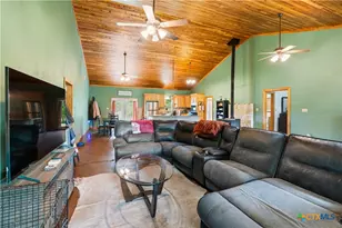 1125 King Country Rd, Gatesville, TX 76528 - Photo 5