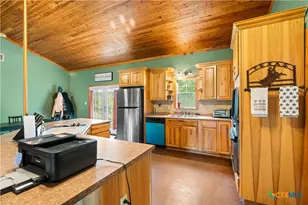 1125 King Country Rd, Gatesville, TX 76528 - Photo 11