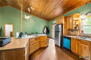 1125 King Country Rd, Gatesville, TX 76528 - Photo 13