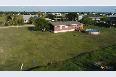 1602 W Saint Louis Avenue, Seadrift, TX 77983 - Photo 25