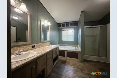 1602 W Saint Louis Avenue, Seadrift, TX 77983 - Photo 15